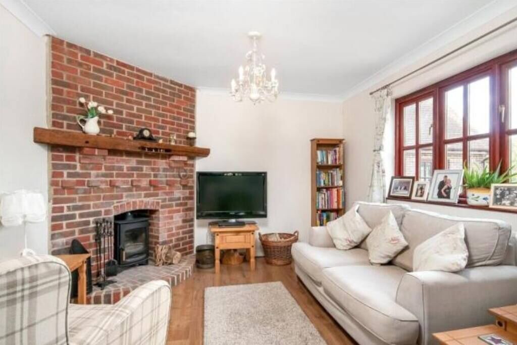 Photo of Livingroom in Twyford