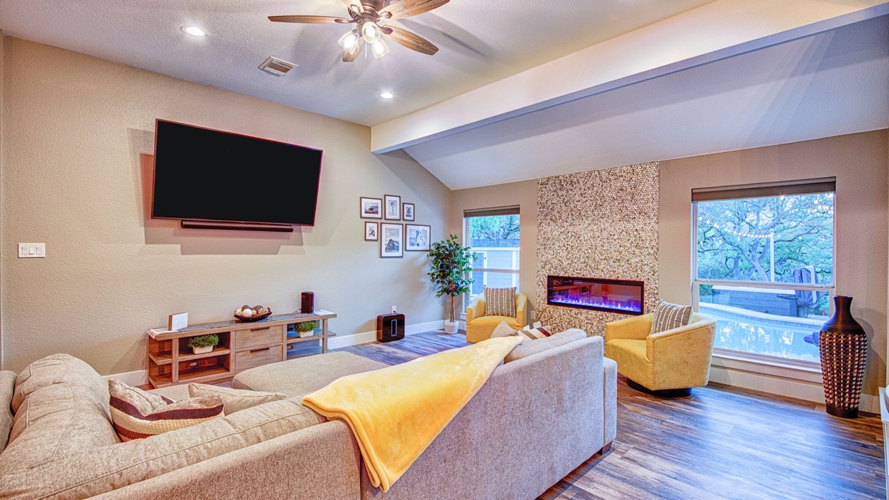 Photo of Livingroom in Henly