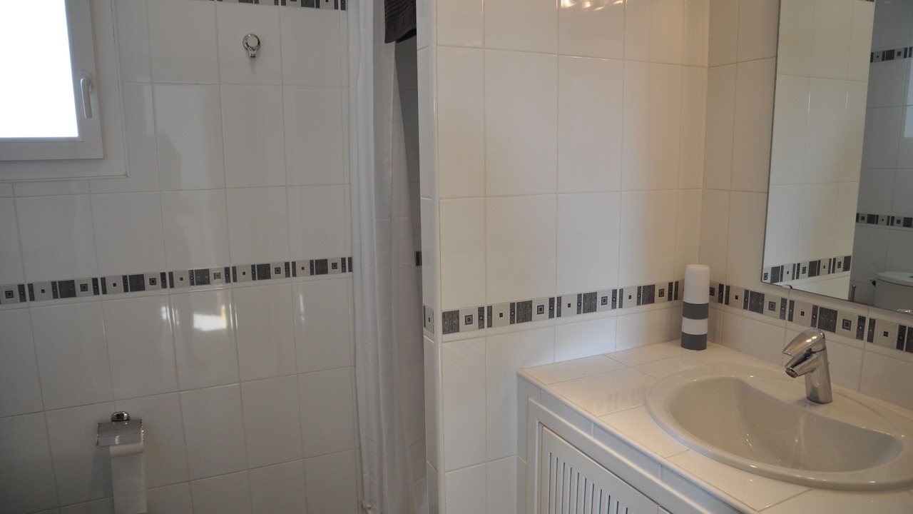 Photo of Bathroom in Aigues-Mortes