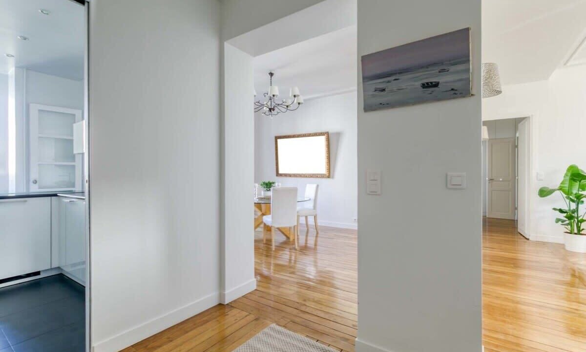 Photo of Others in Neuilly-sur-Seine