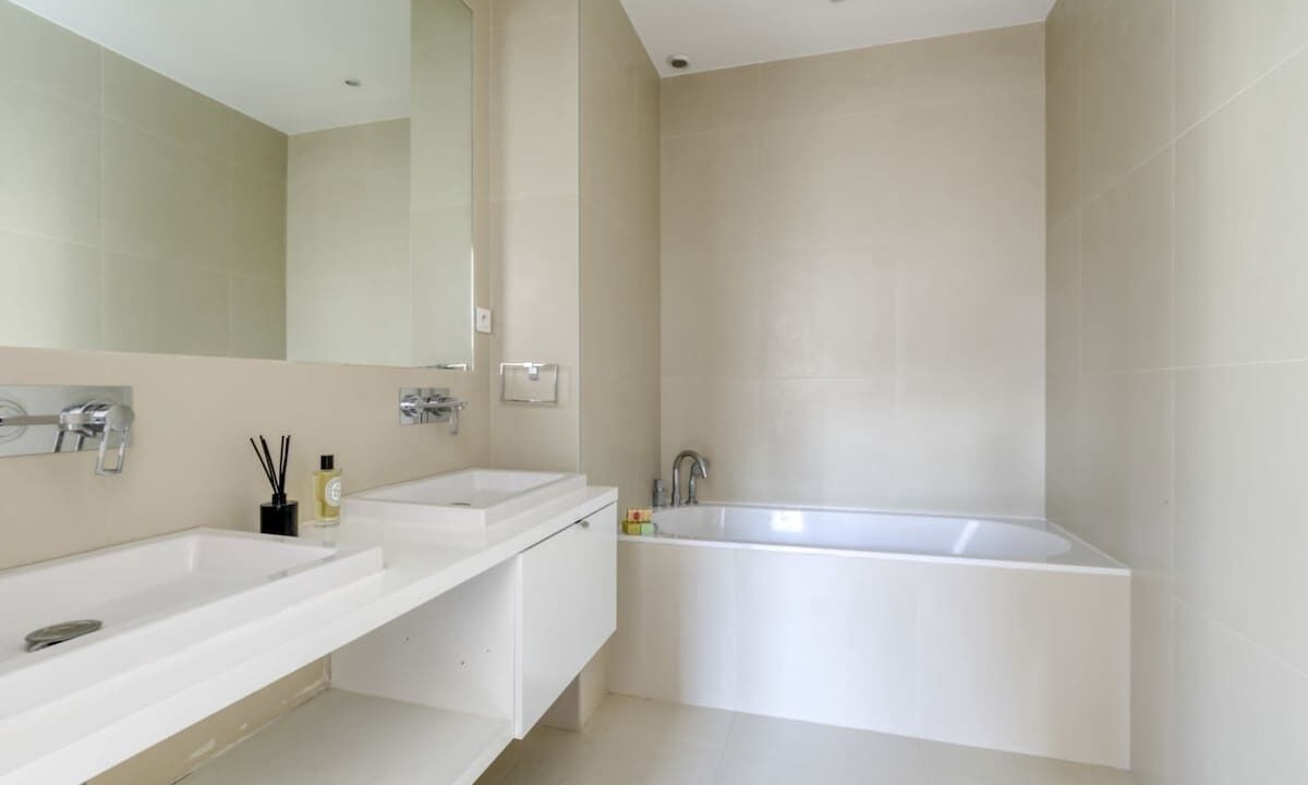 Photo of Bathroom in Neuilly-sur-Seine