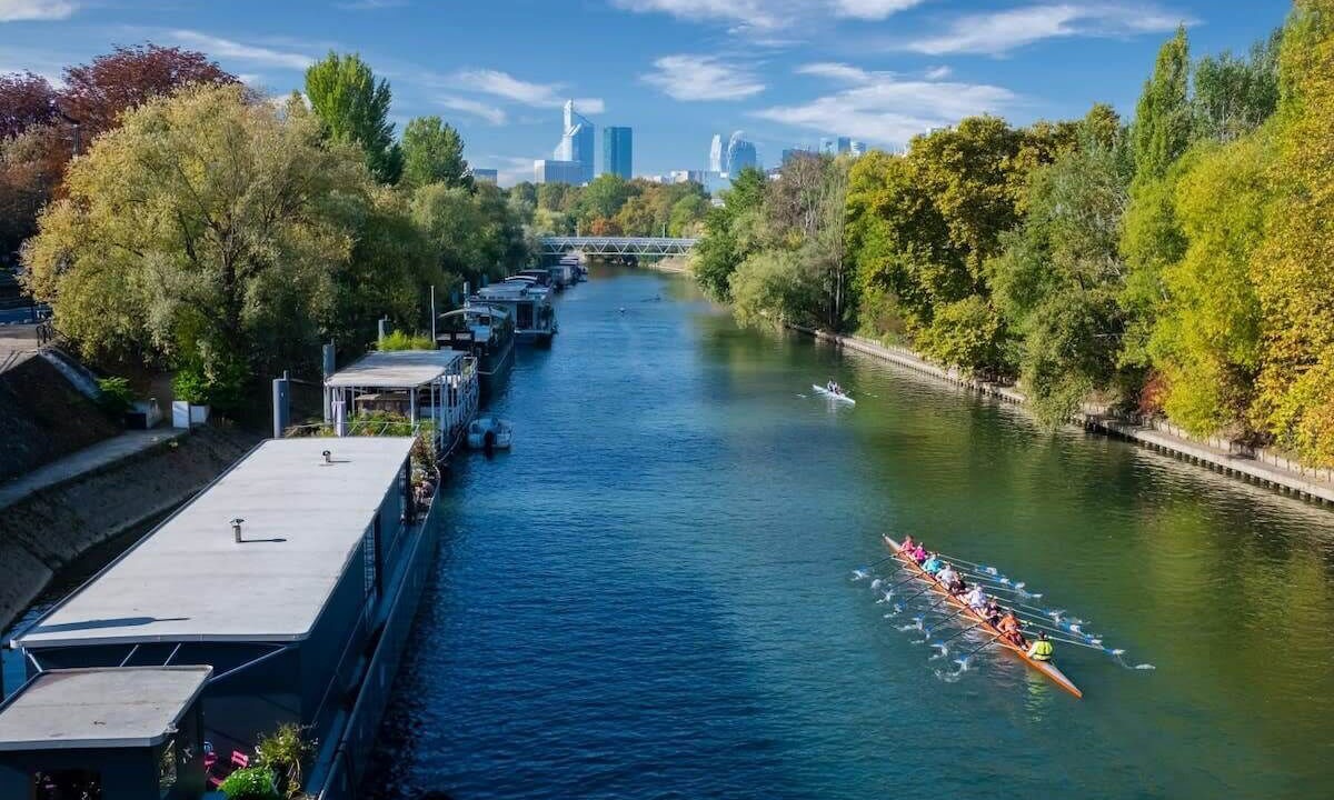 Photo of Others in Neuilly-sur-Seine