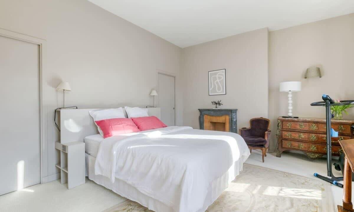 Photo of Others in Neuilly-sur-Seine