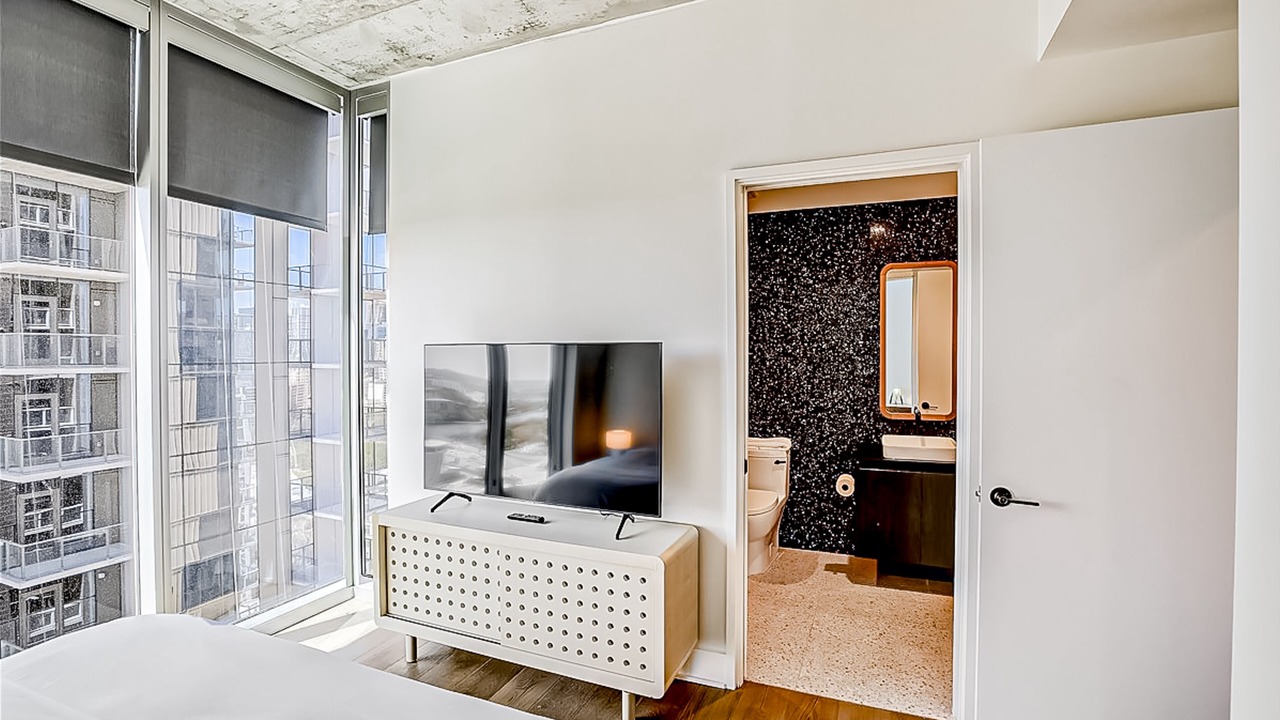 Photo of Bedroom in Rainey Street Historic District