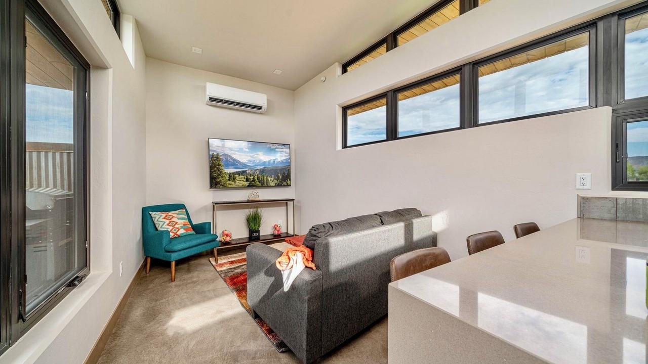 Photo of Livingroom in Clifton