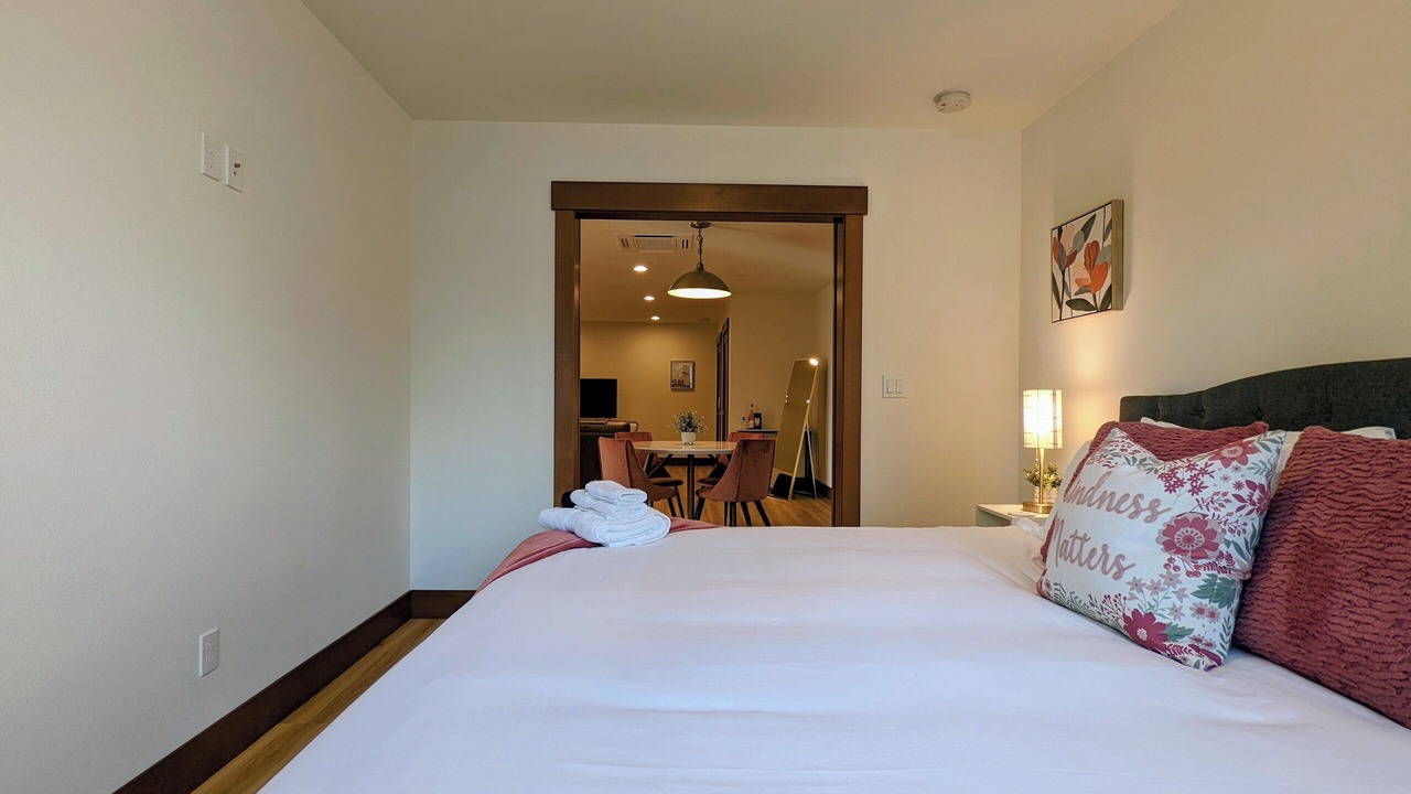 Photo of Bedroom in Newberg