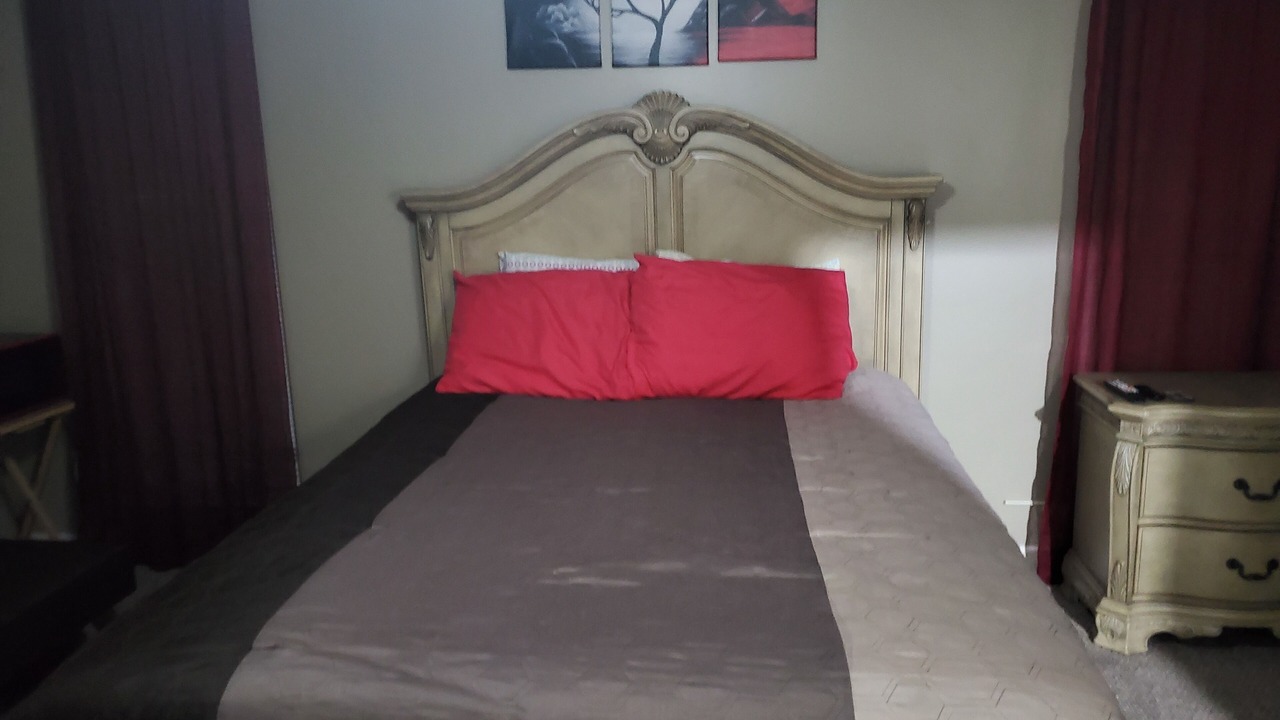 Photo of Bedroom in State Park