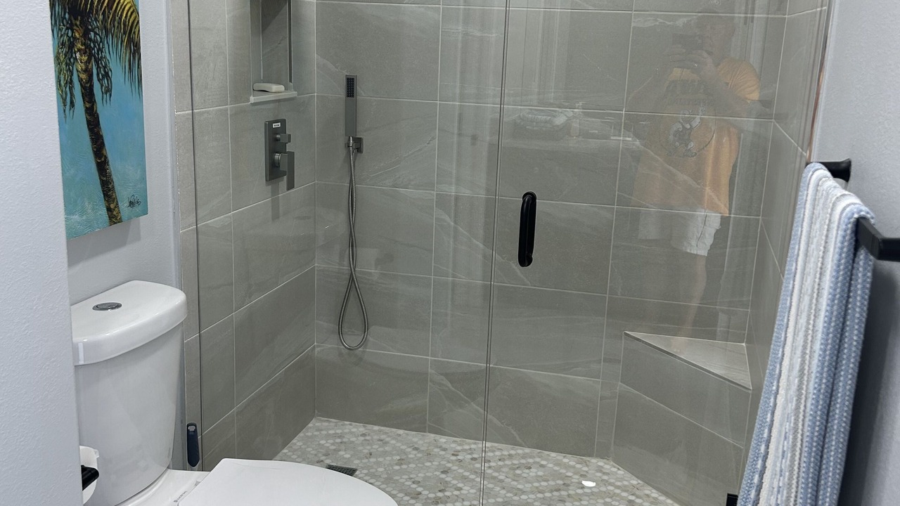 Photo of Bathroom in Gulf Cove