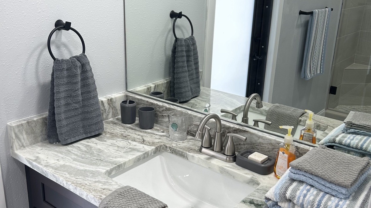 Photo of Bathroom in Gulf Cove