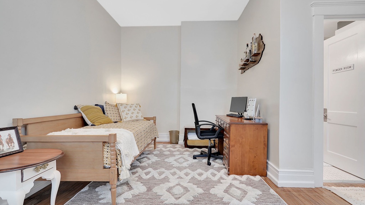 Photo of Bedroom in Smoketown Jackson