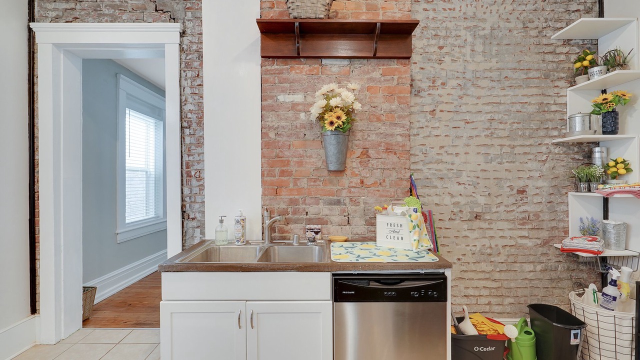 Photo of Kitchen in Smoketown Jackson