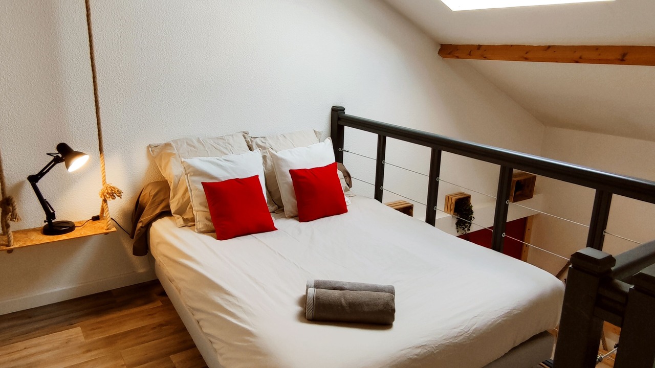 Photo of Bedroom in Saint-Serge