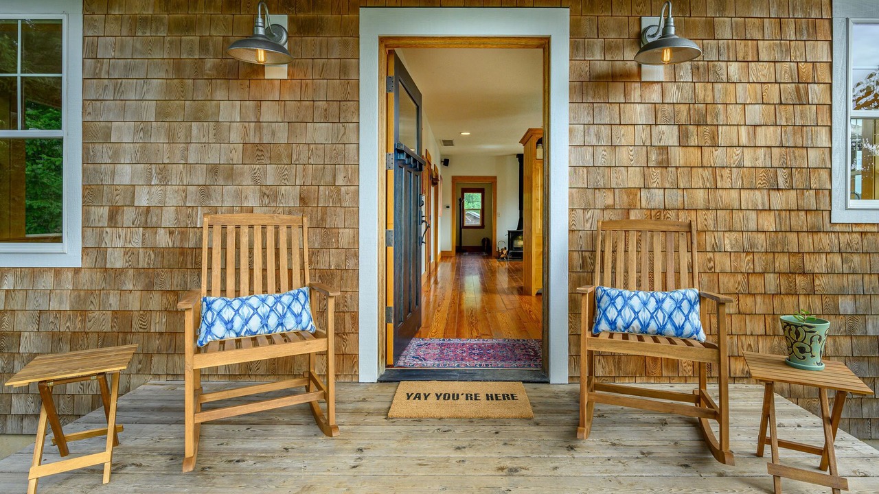 Photo of Others in Carlton