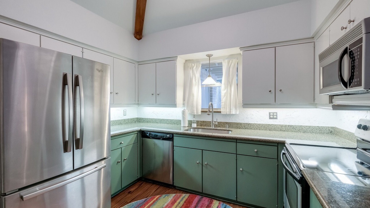 Photo of Kitchen in Oak Park - Northwood