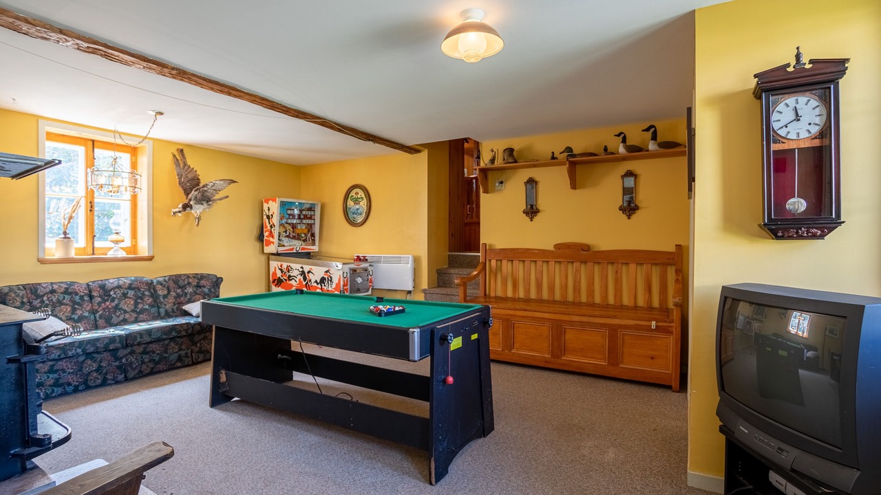 Photo of Livingroom in St-Francois-de-l'Ile-d'Orleans