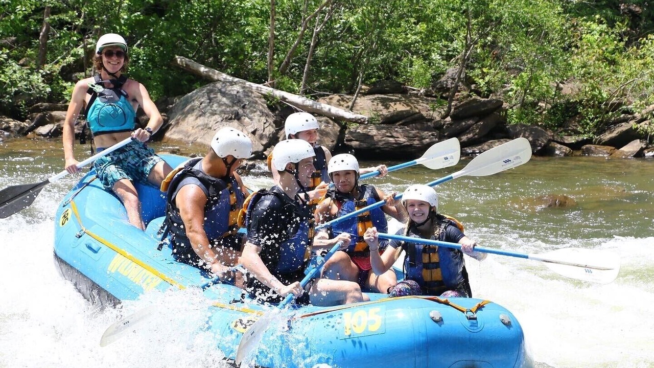 Photo of Others in Aska