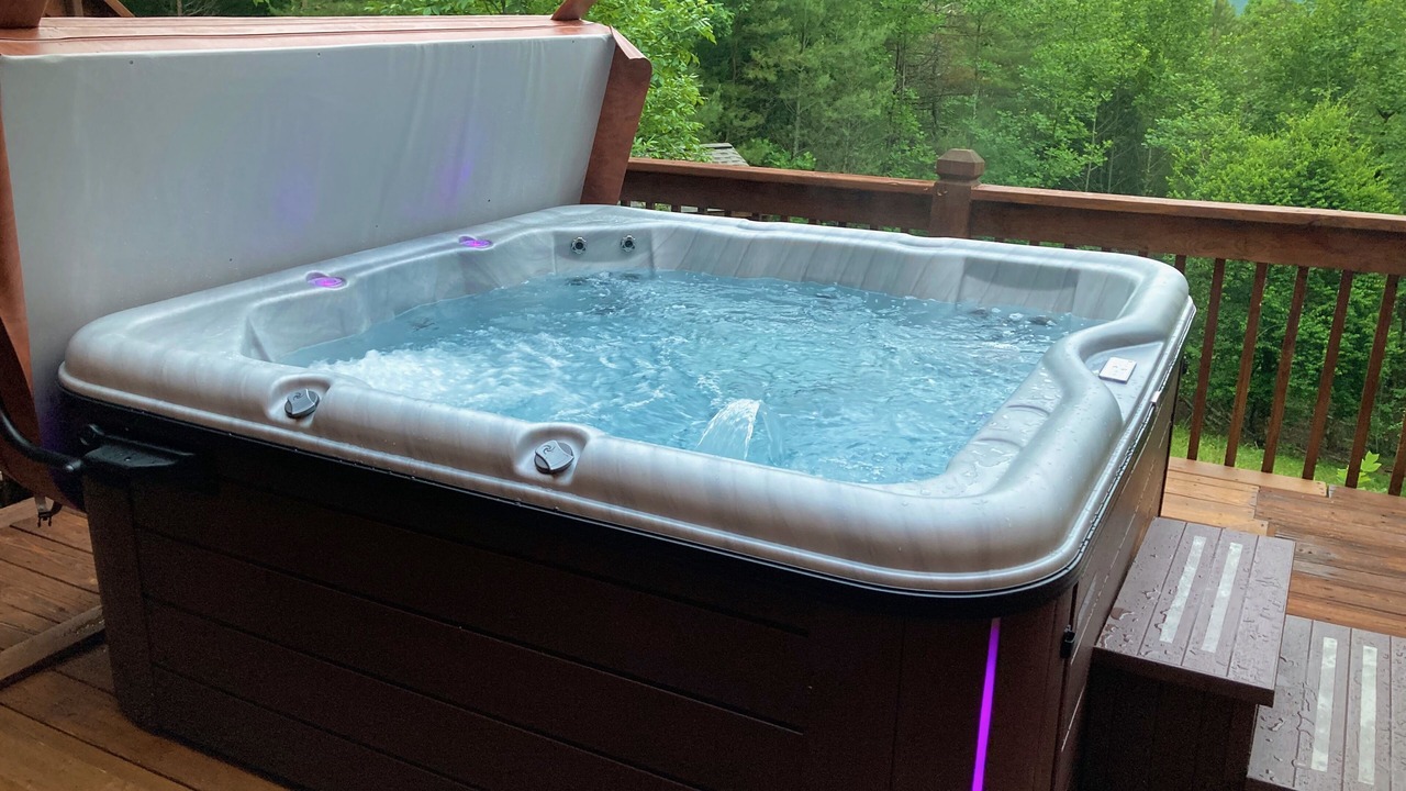 Photo of Others in Aska