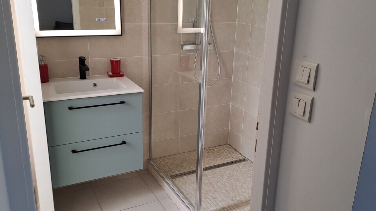Photo of Bathroom in La Plaine-sur-Mer