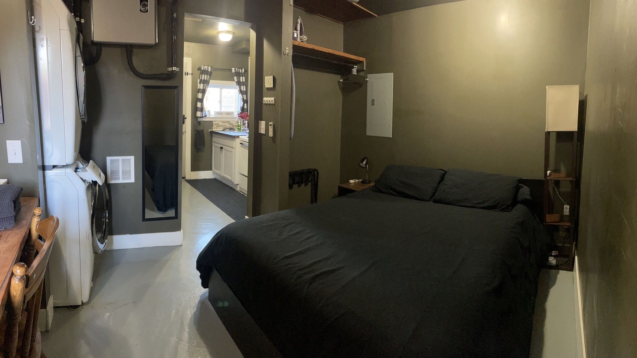 Photo of Bedroom in Charlotte Park