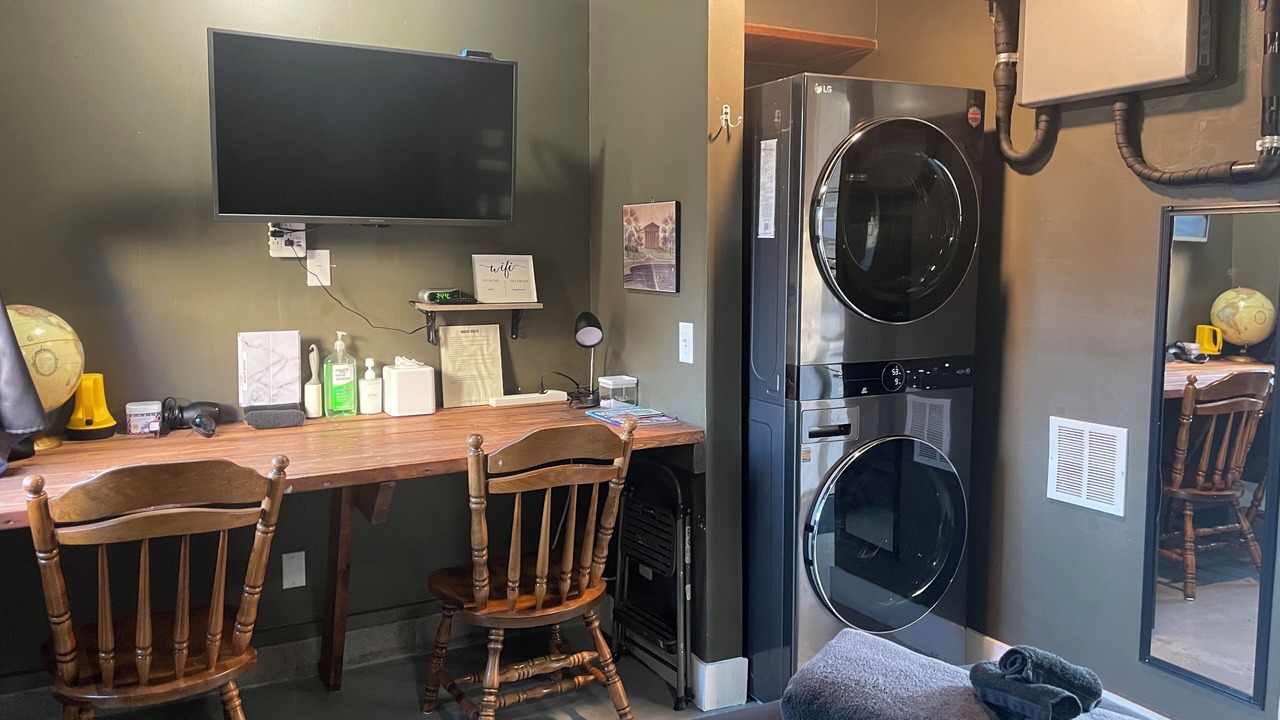 Photo of Bedroom in Charlotte Park