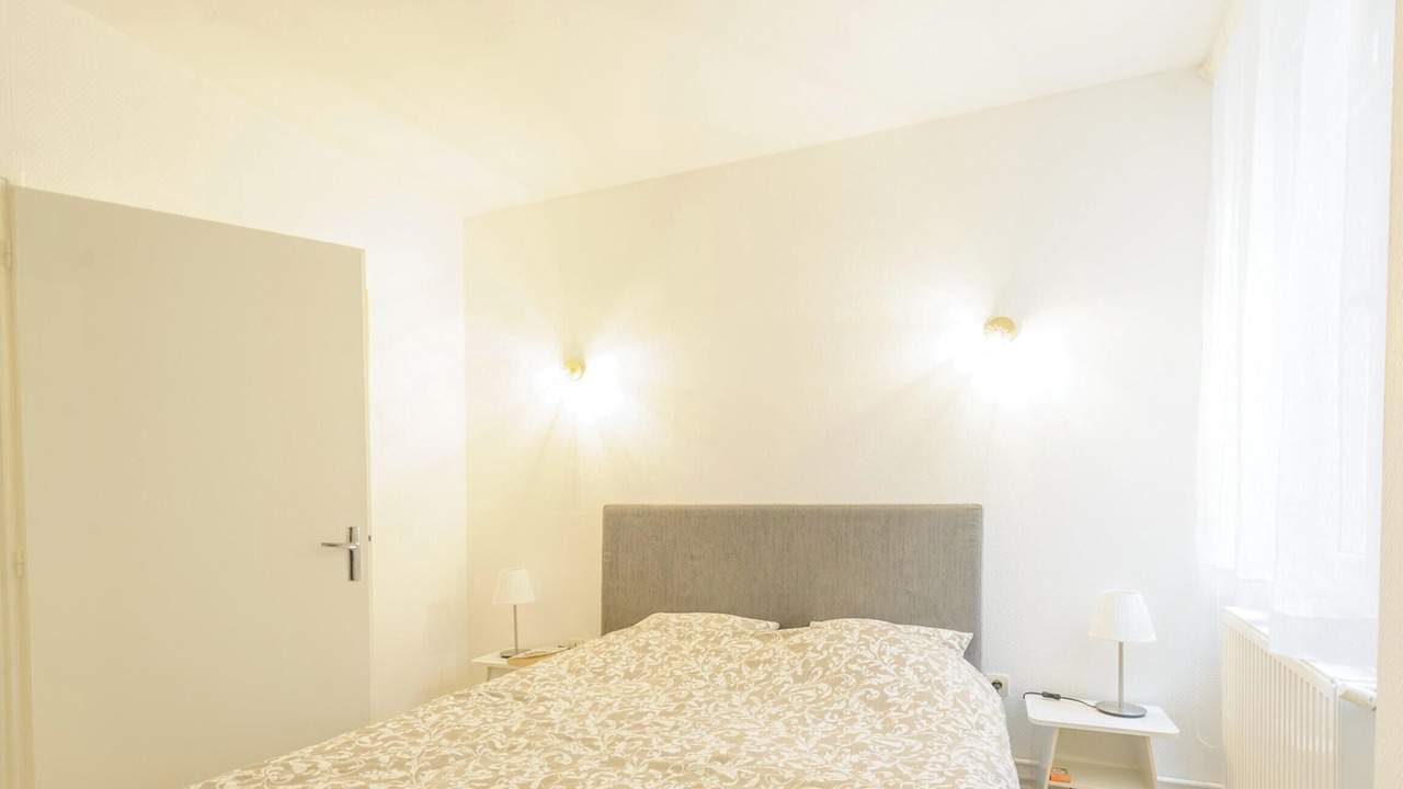 Photo of Bedroom in La Rochelle City Centre