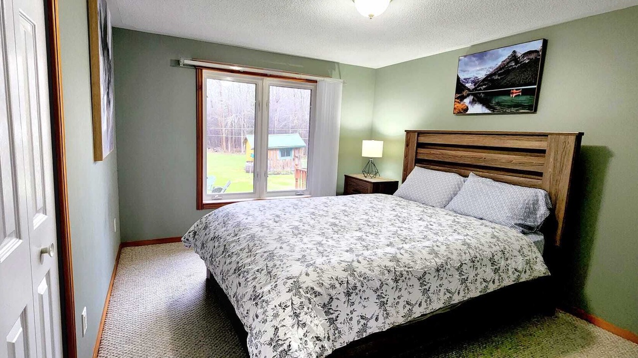 Photo of Bedroom in Bobcaygeon