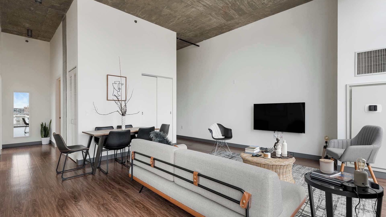 Photo of Livingroom in West Loop Gate