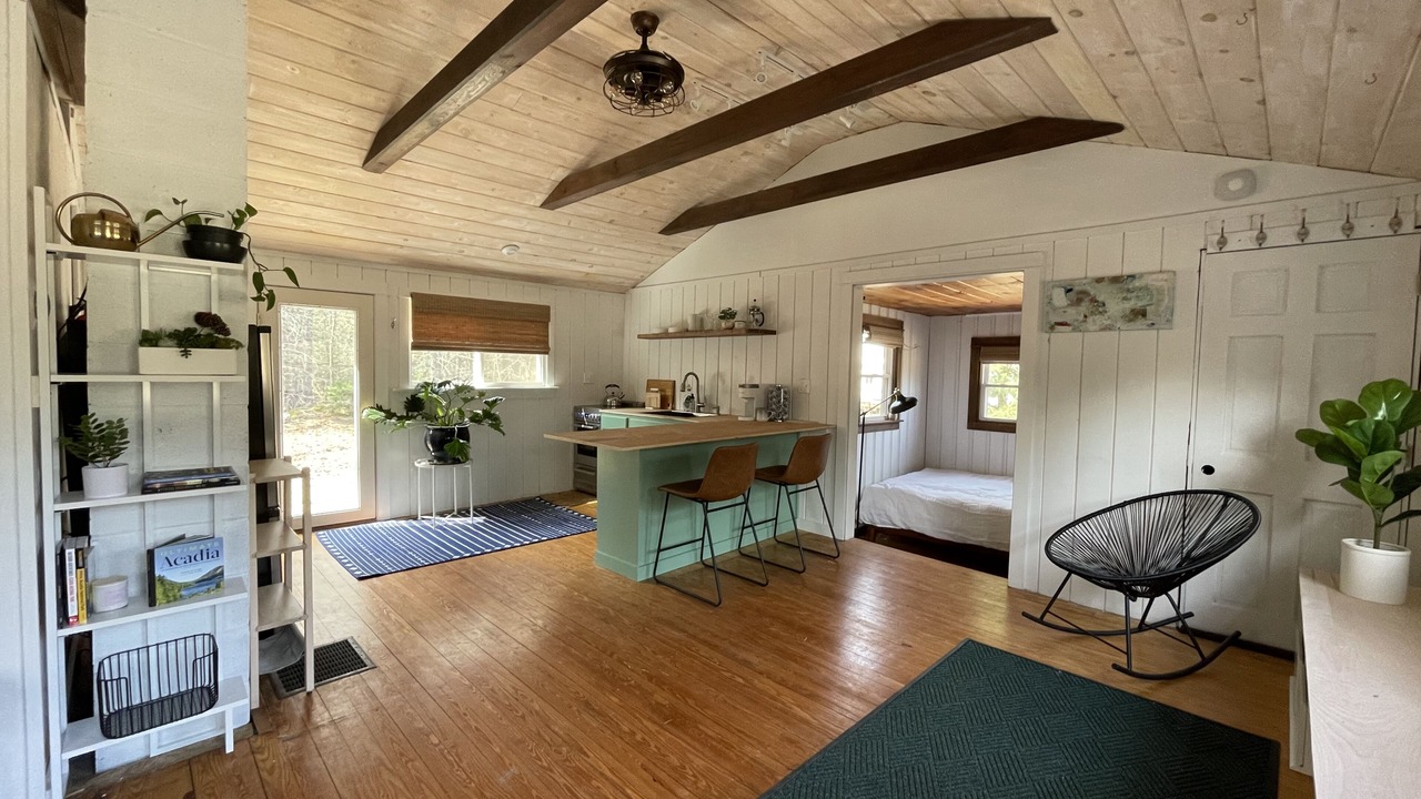 Photo of Others in Town Hill