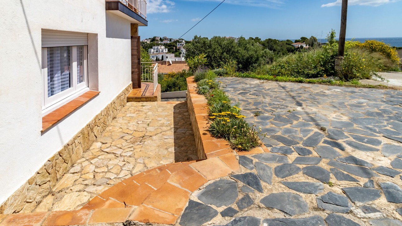 Photo of Outdoor in Llanca