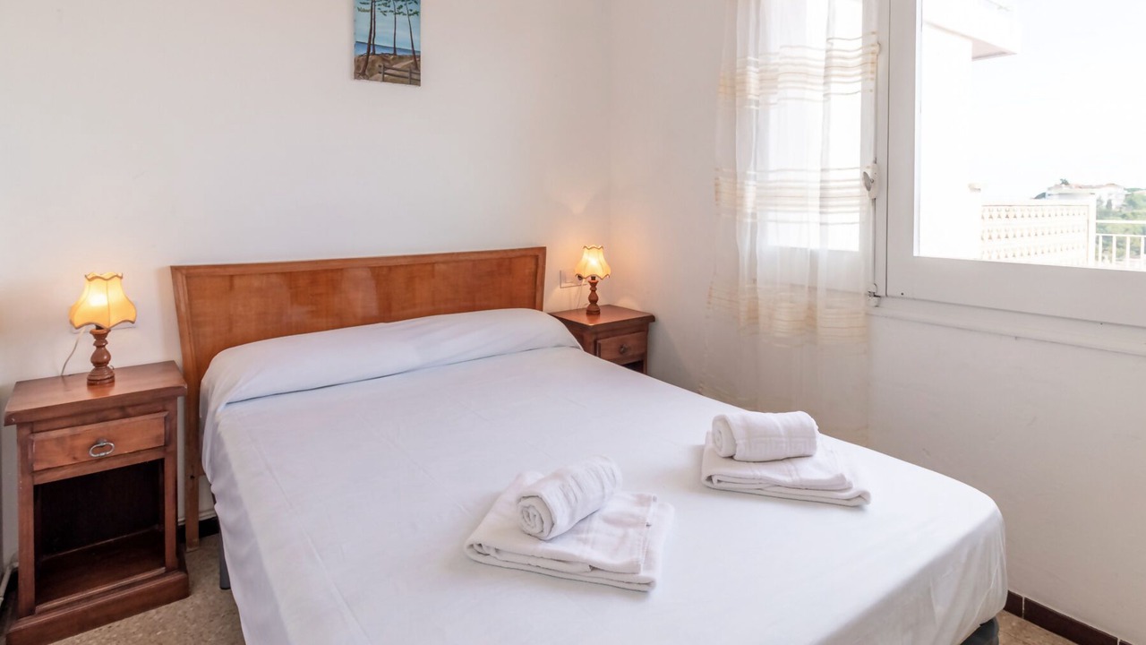 Photo of Bedroom in Llanca