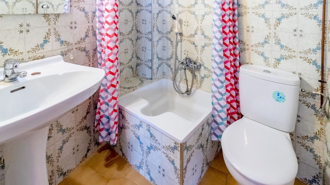 Photo of Bathroom in Llanca