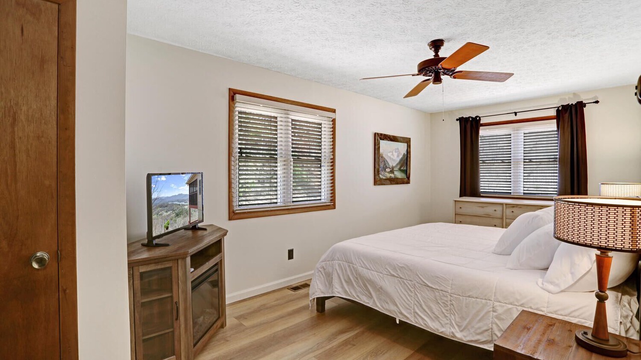 Photo of Livingroom in Young Harris