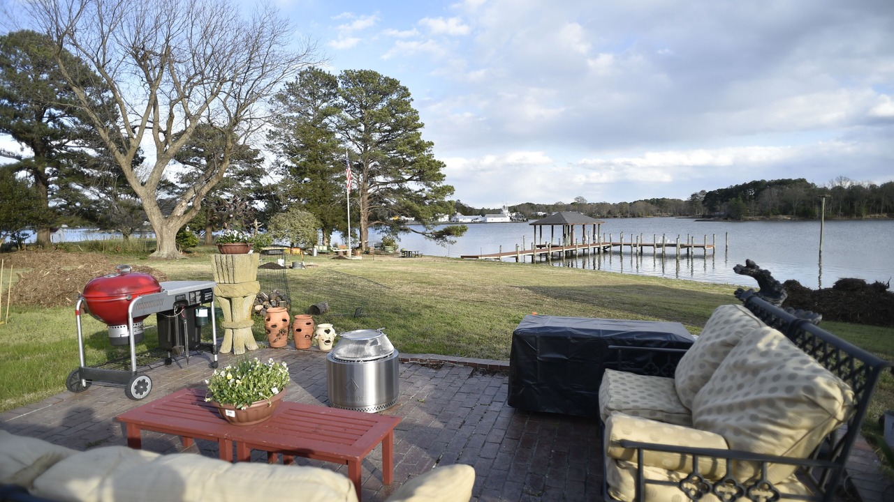 Photo of Livingroom in Reedville