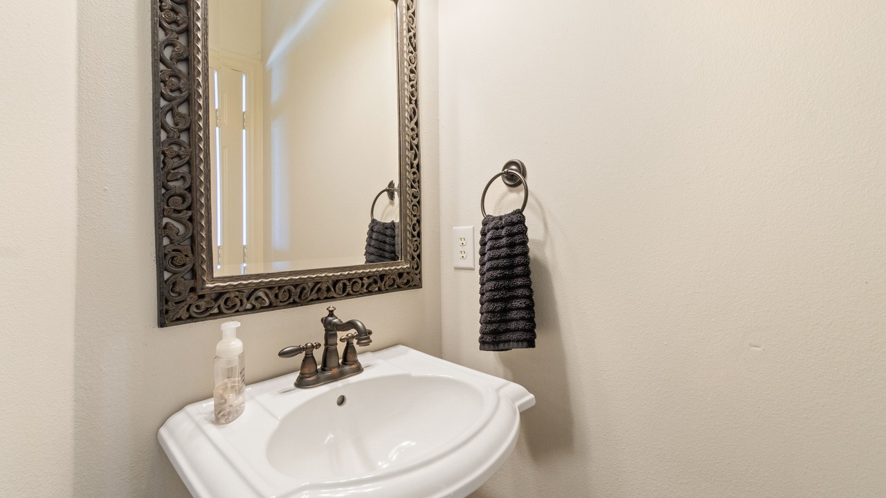 Photo of Bathroom in Tool
