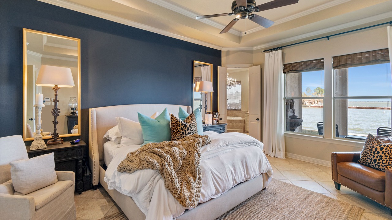 Photo of Bedroom in Tool