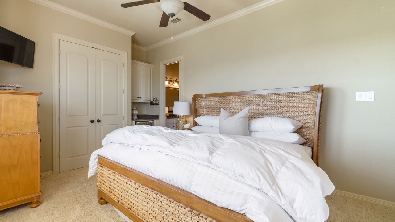 Photo of Bedroom in Tool