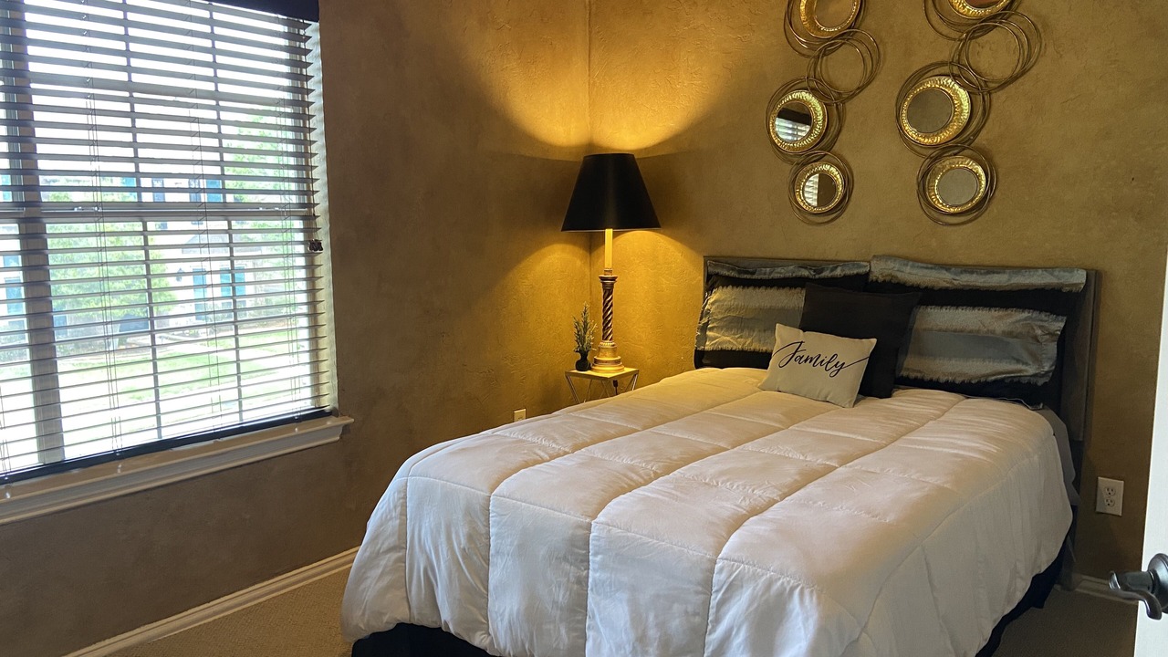 Photo of Bedroom in The Colony