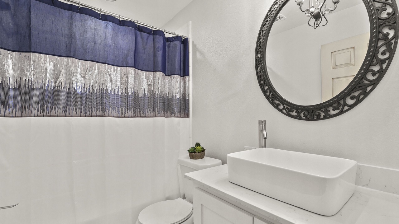 Photo of Bathroom in The Colony
