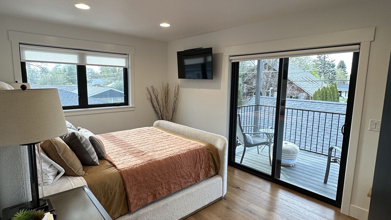 Photo of Bedroom in University District