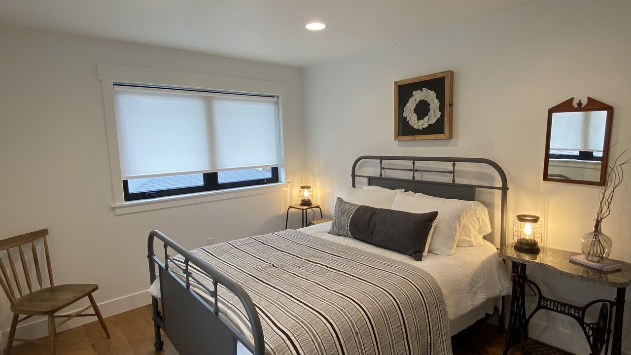 Photo of Bedroom in University District