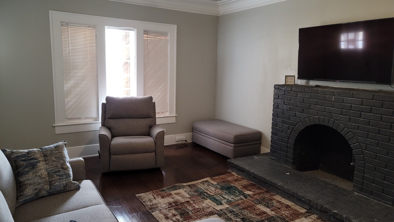 Photo of Livingroom in Highland Park