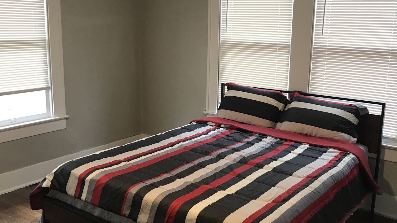 Photo of Bedroom in Highland Park