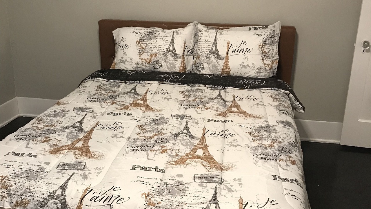Photo of Bedroom in Highland Park