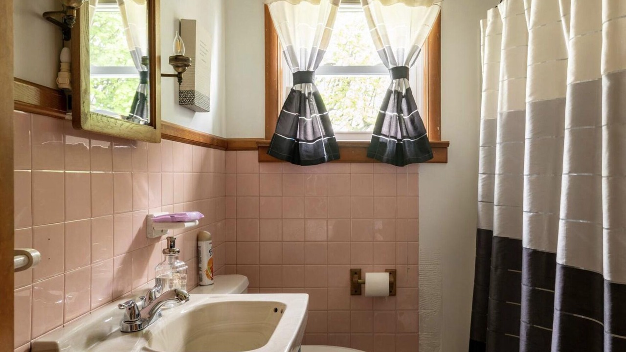 Photo of Bathroom in Paradise