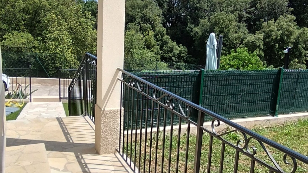 Photo of Outdoor in Montaleigne