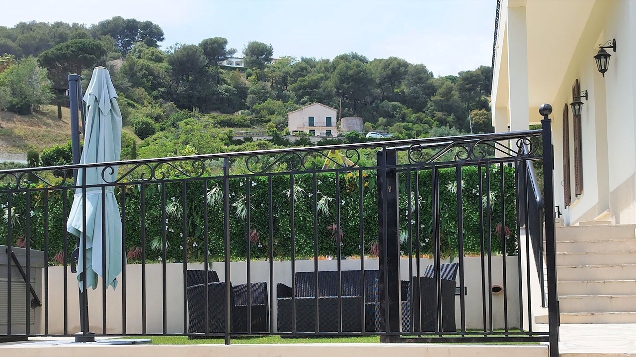 Photo of Patio Balcony in Montaleigne