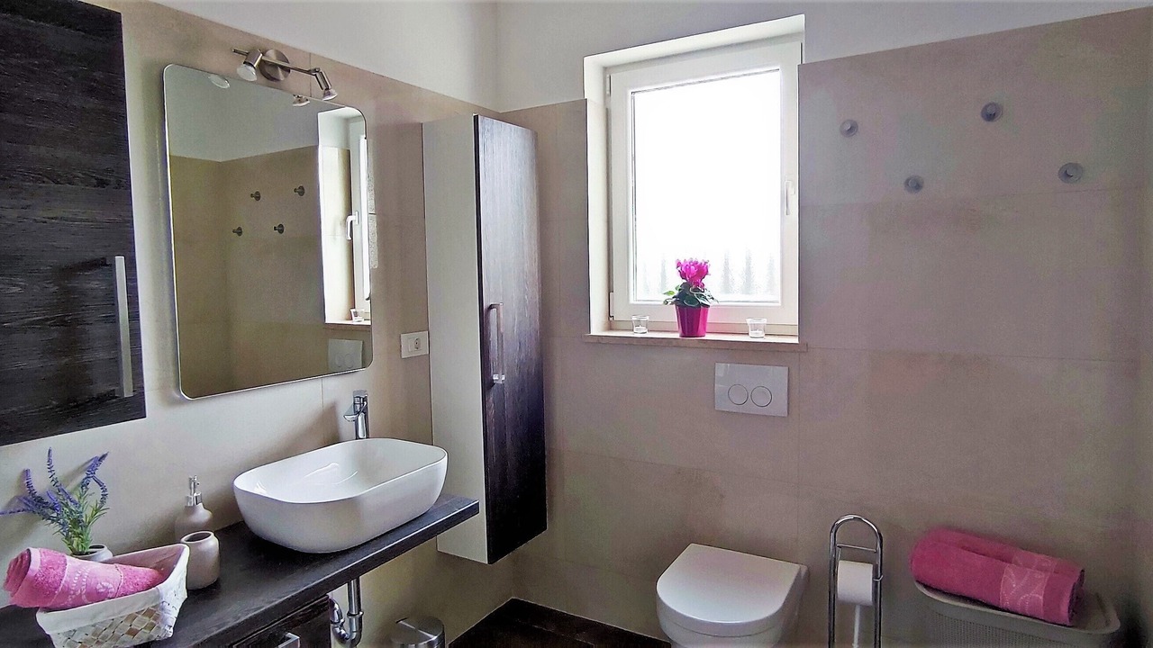 Photo of Bathroom in Bakar
