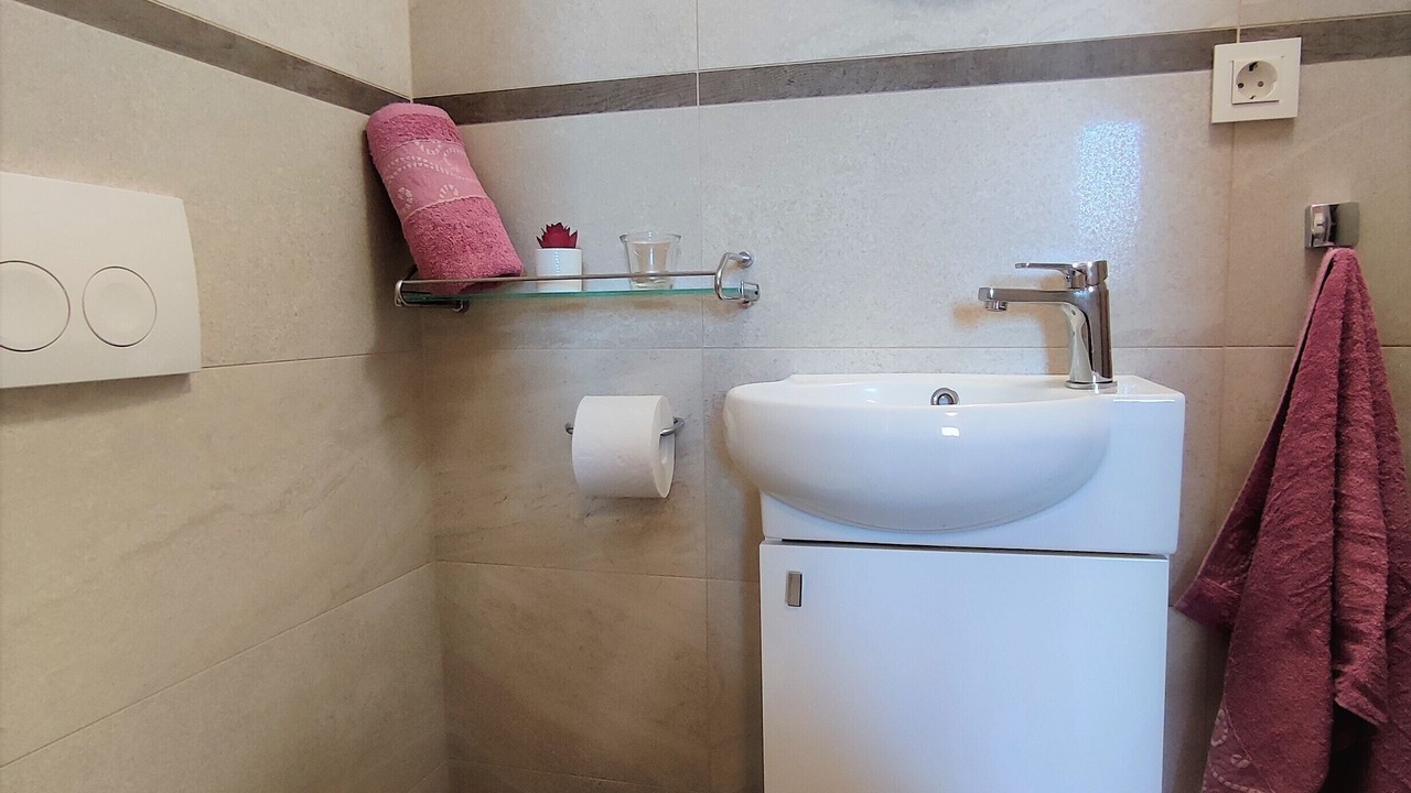 Photo of Bathroom in Bakar