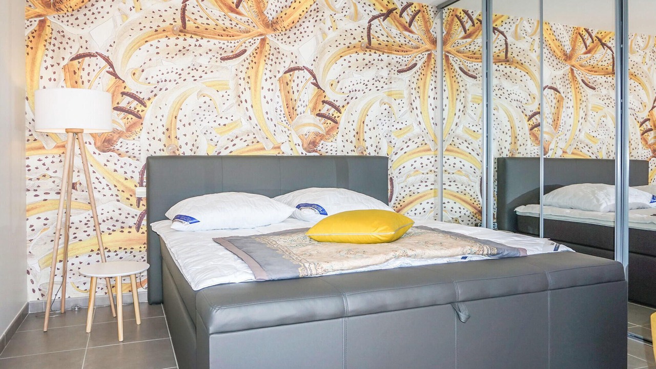 Photo of Others in Cruzy