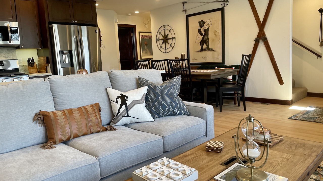 Photo of Livingroom in Mammoth Lakes